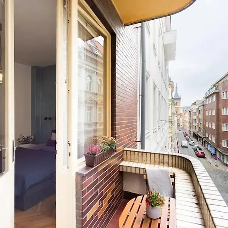 Cozy Apt In The Centre W/Balcony Prague Exterior photo