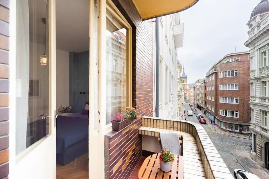 Cozy In The Centre W/balcony Appartement *